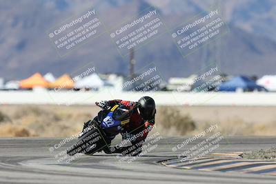 media/Dec-07-2025-CVMA (Sun) [[3e7d2de5dc]]/Race 7-Formula Lightweight Twins Shootout/